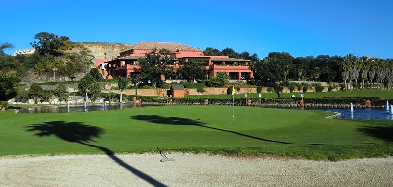 Santa Clara 18th golf hole with clubhouse