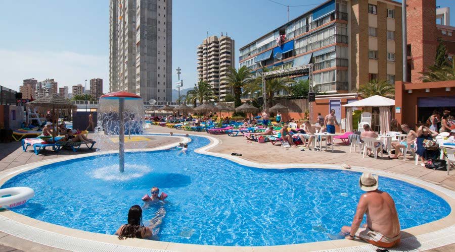 Swimming pool, Hotel Poniente