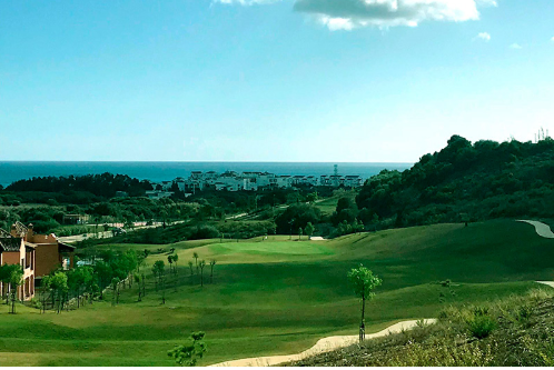 Azata Golf View