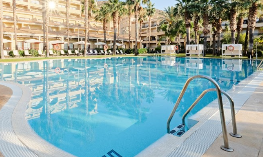 Hotel Envia Swimming Pool